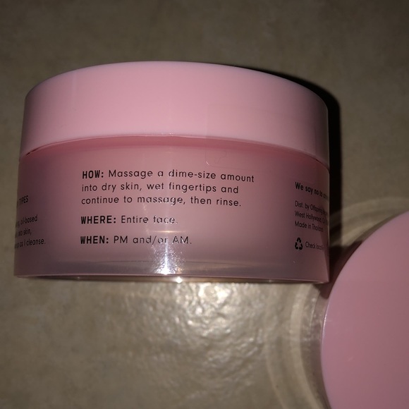 Versed Day Dissolve Cleansing Balm - Picture 4 of 5